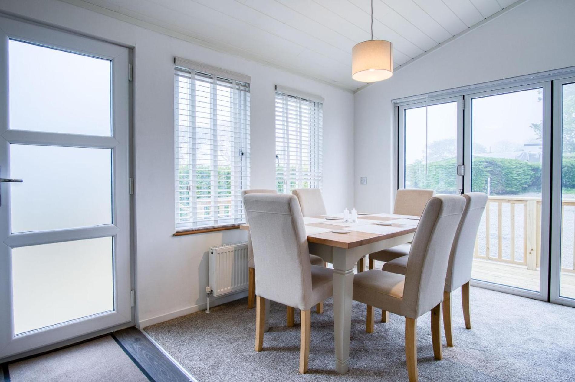 Swallow - 3 Bedroom - Wisemans Bridge Apartamento